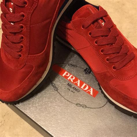 prada men's classic shoes